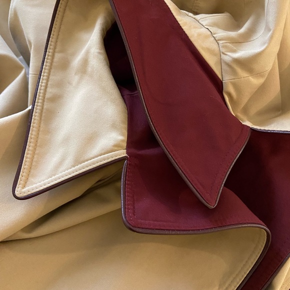 Vintage Etienne Aigner Reversible Burgundy Tan Trench Coat Belted Wrap Size 6 - Picture 15 of 16